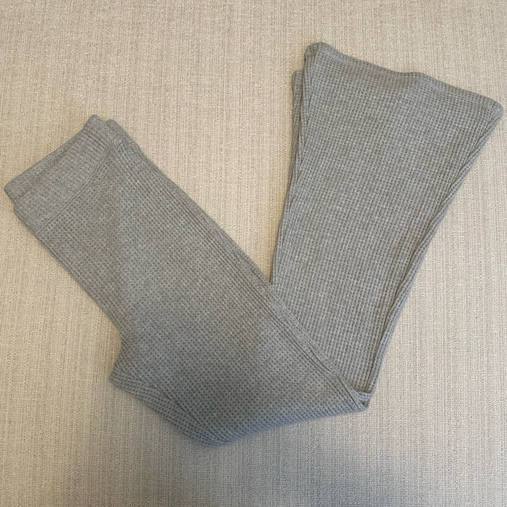 Aerie Light Gray Waffle Knit Pants